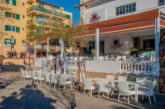 Sunshine Tapas & Mas