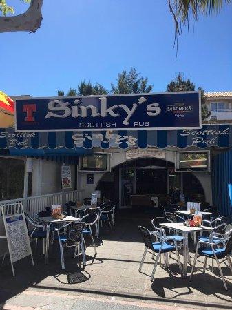 Sinky's Scottish Pub
