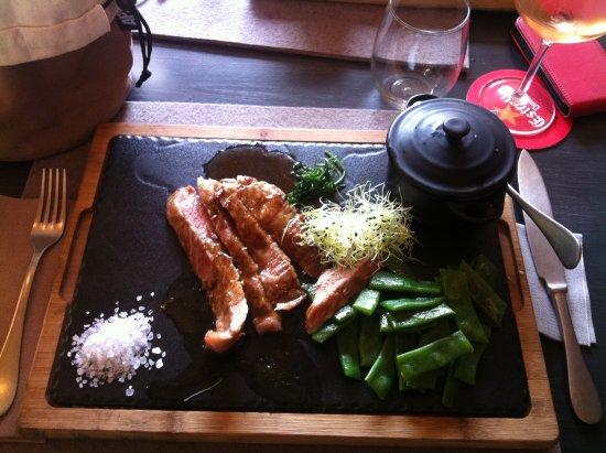 EAST26 Bar & Restaurante