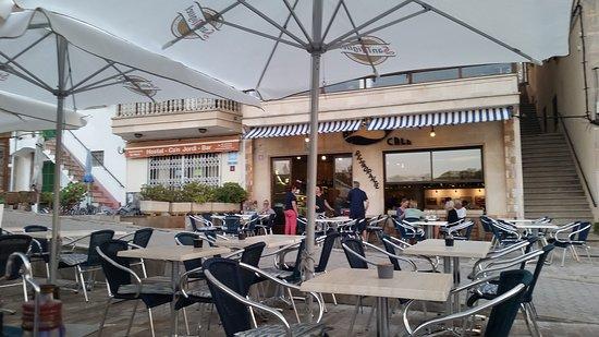 Hostal Restaurant Bar Cala