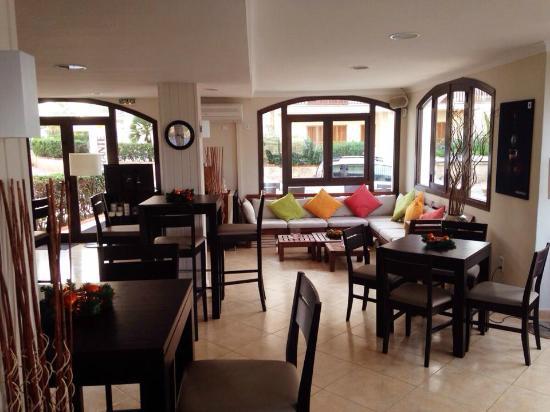 Orange Colom Restaurant & Bar