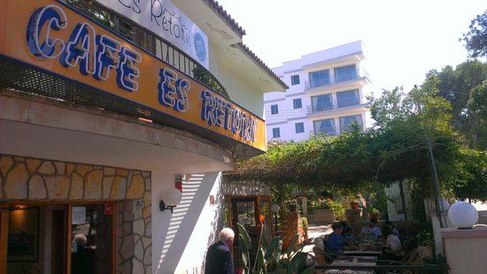 Es Retorn Cafe